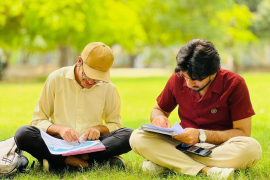 The Islamia University of Bahawalpur organized a sketching & digital Design session titled "Maraka-e-Haq."