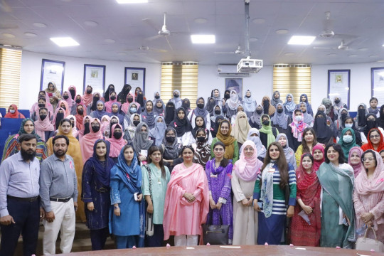 Cancer awareness seminar organized by IUB was held at Jinnah Auditorium Baghdad-ul-Jadeed Campus