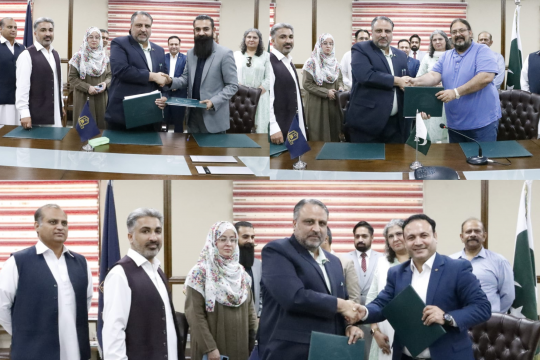 A collaborative meeting was held at the Vice Chancellor Secretariat of the Islamia University of Bahawalpur