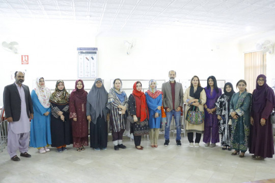 A delegation of faculty members from Lahore College for Women University, Lahore visited the IUB