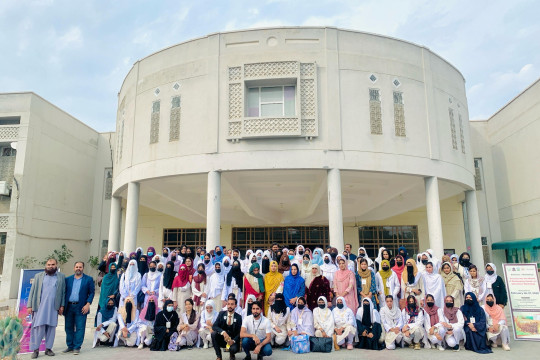 The Islamia University of Bahawalpur hosts a 2-day international seminar and training workshop on honeybees