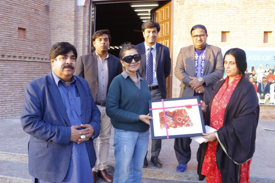 Ms. Iffat Umer, Consultant Information and Culture Department Punjab, visited the IUB