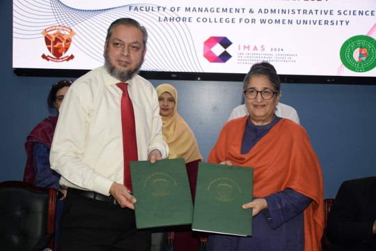 MOU signed between IUB, MNSUET Multan, and LCWU