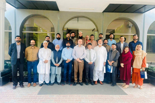 IUB and Enigmatix Software House Sign MoU to Promote AI and IT Innovation