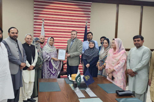 On the launch of the MPhil Programme in Homoeopathic Medical Sciences, IUB celebrated the ceremony