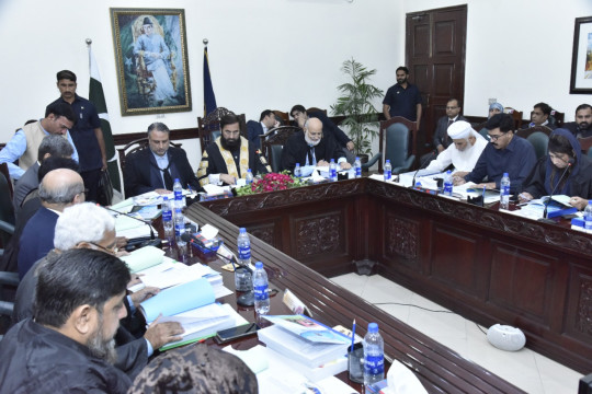 17th meeting of the Senate of the IUB was held at the Abbasia Campus under the chairmanship of Governor Punjab