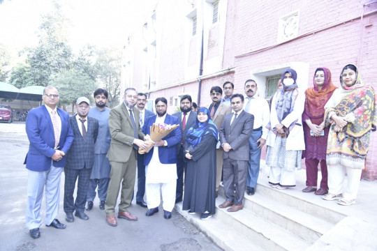 Worthy Vice Chancellor Prof. Dr. Muhammad Kamran visited the IUB Khawaja Fareed Campus