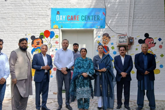 Vice Chancellor Prof. Dr. Muhammad Kamran visited the day care center being established at Abbasia Campus.
