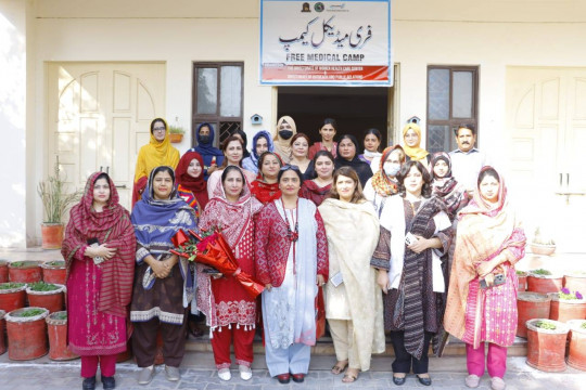 International Women's Day 2025: Islamia University of Bahawalpur organized a free medical camp