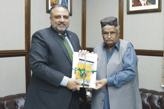 Mr. Ehsan Ahmed Sehar, President Rural Media Network Pakistan met with Worthy Vice Chancellor