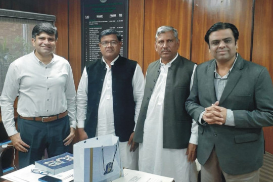 Dr. Khalil Ahmad Chairman Department of Archaeology, IUB met DG Archeology Punjab Mr. Shuzab Saeed in his office
