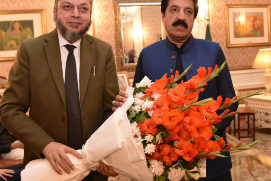 Vice Chancellor Prof. Dr. Muhammad Kamran met with Governor Punjab Sardar Saleem Haider Khan in Lahore