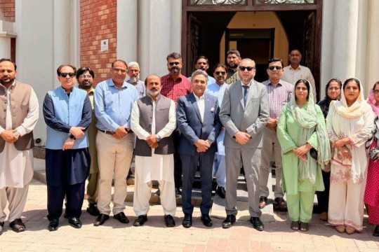 Vice Chancellor Prof. Dr. Muhammad Kamran visited the Bahawalpur Museum