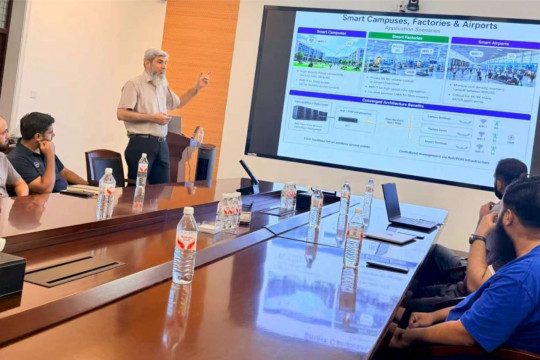 IUB's Dr. Shahab Ahmed Niazi delivered a special lecture at China's Harbin Engineering University.