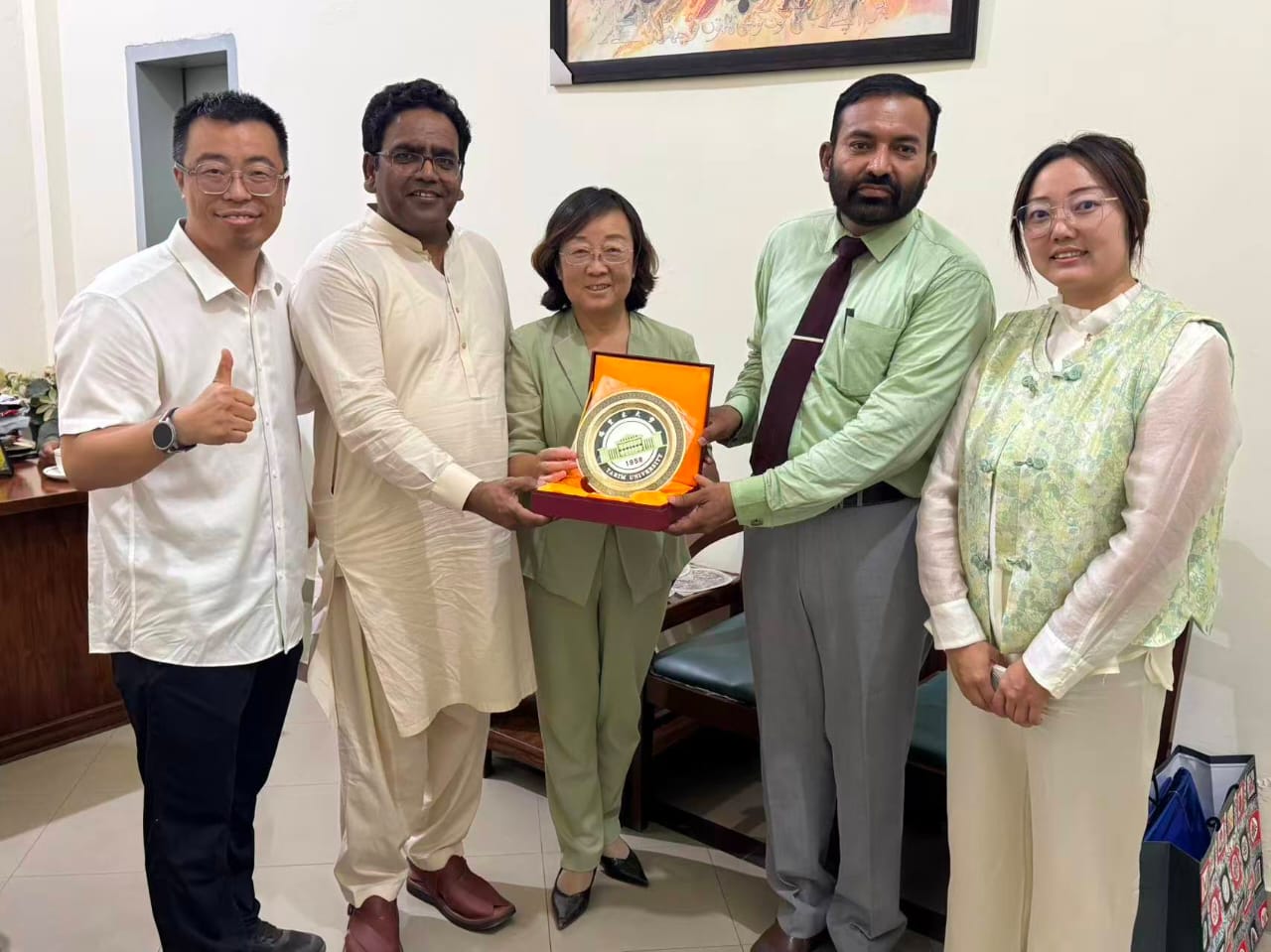 IUB' faculty members attended International Desert Horticulture Conference held by MNS-UAM and China