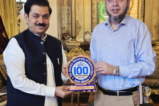 Vice Chancellor Prof. Dr. Muhammad Kamran met with MPA Dr. Rana Muhammad Tariq Khan.