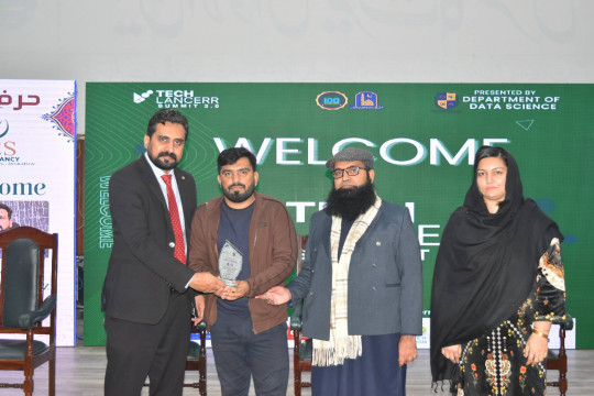 IUB organized the Techlancerr Summit 3.0 & Mushaira