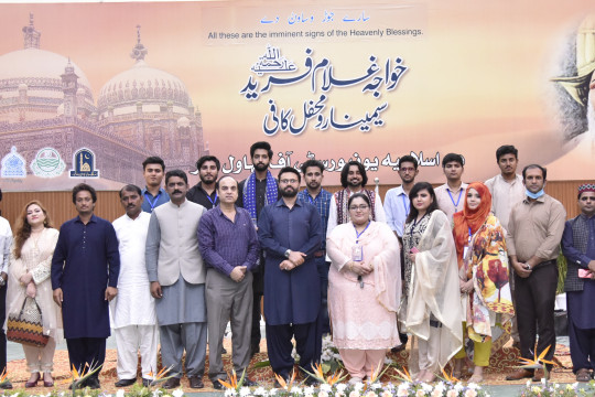 The participants of Mahfil-e-Kaafi