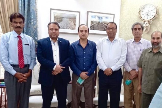Engr Prof Dr Athar Mahboob Vice Chancellor along with recently promoted professors