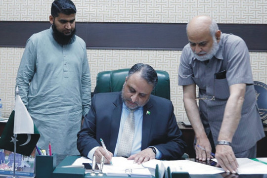 MoU signed between IUB and Hamdard Laboratories (Waqf) Pakistan